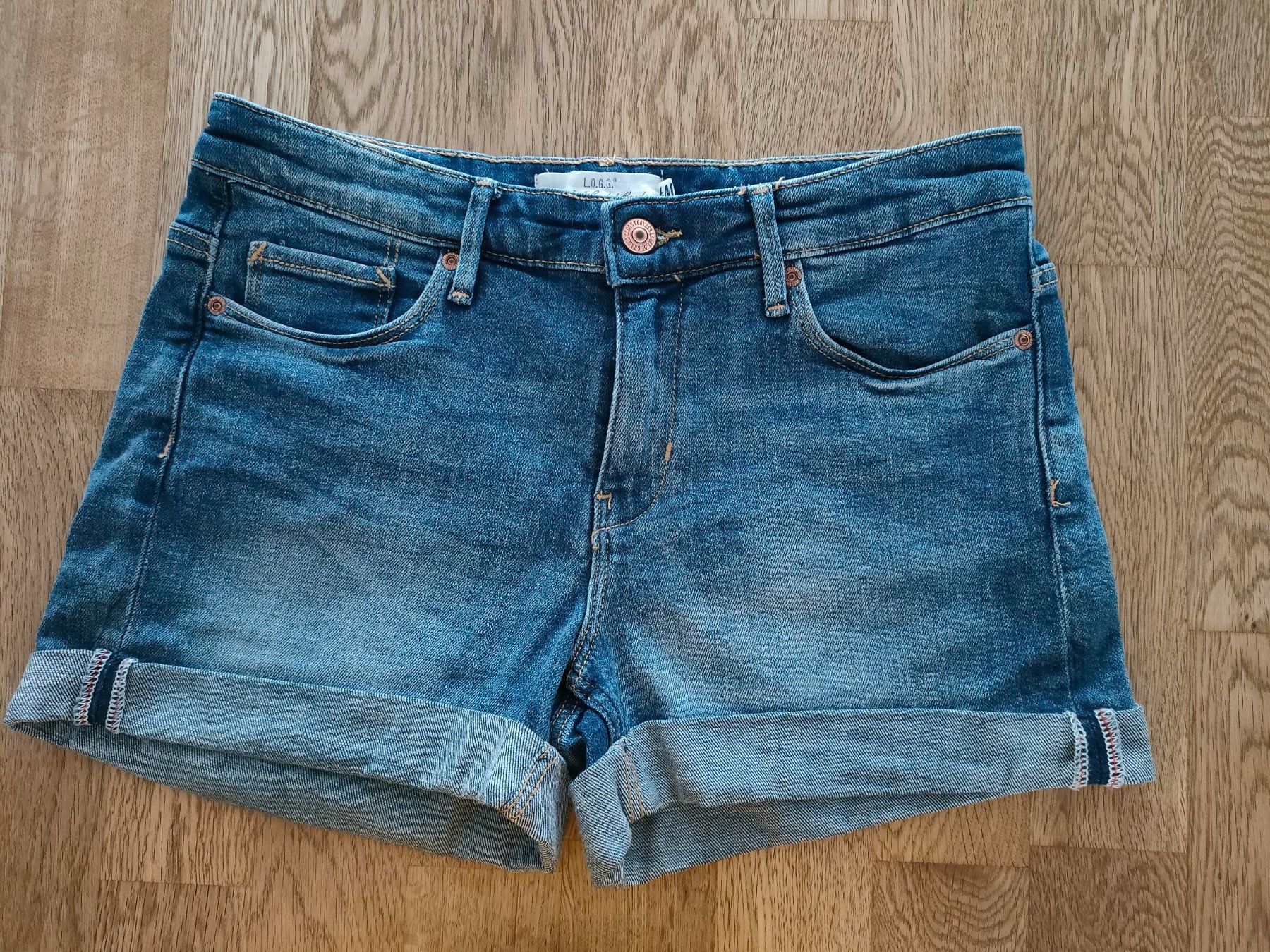 H&M Jeans: Jeans Shorts / H&M / EUR 26 – Usato da Suhr venduto da sternenklar0305