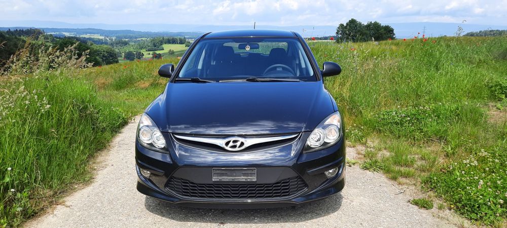 Hyundai i 30 1.4 Lim. 5 Türen Klima frisch ab MFK.05.06.2024