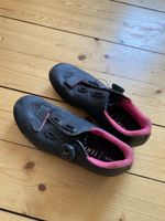 Fizik Frauen Rennradschuhe, Grösse 39