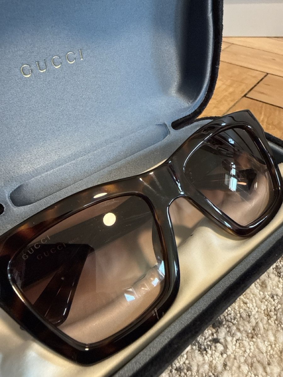 Gucci Brillen & Gläser: Gucci Sonnenbrille tortoise  – Gebraucht aus Muri b. Bern von Helenassecondhand 3