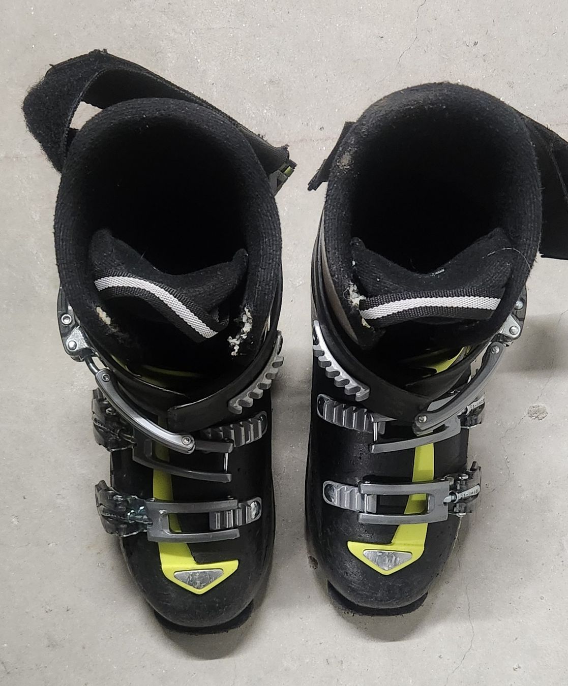 Scarpe da uomo: Skischuhe Roces schwarz lime – Usato da Glis venduto da froeleinherzlich