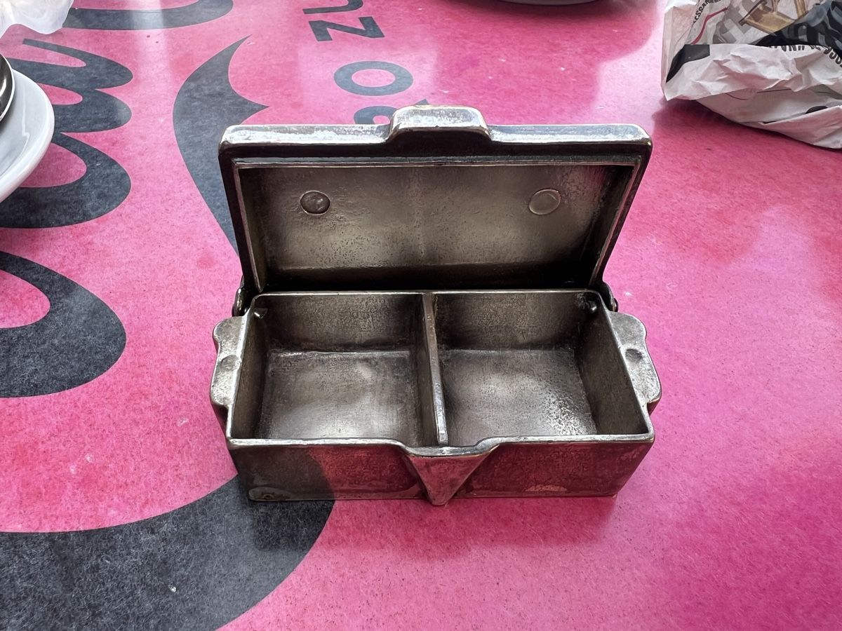 Tutte le decorazioni: Vintage Nicla Oggetti Döschen – Usato da Bonaduz venduto da Malves10 2
