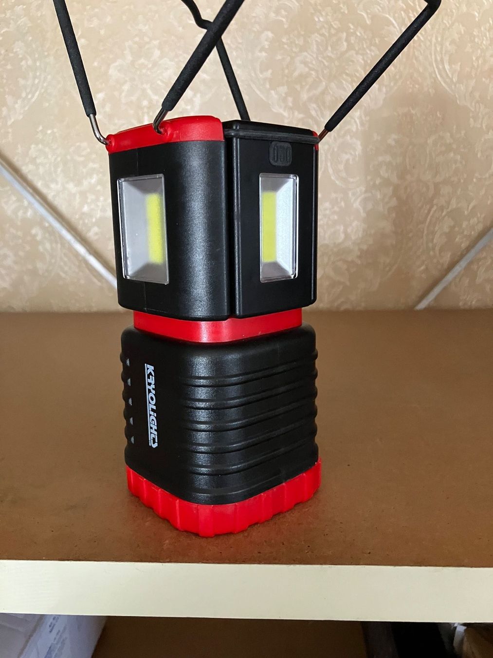 Lampen: Camping-Laterne stell- oder hangbar mit 2 Taschenlampen – Neu und originalverpackt aus Aadorf von heiluz15 1