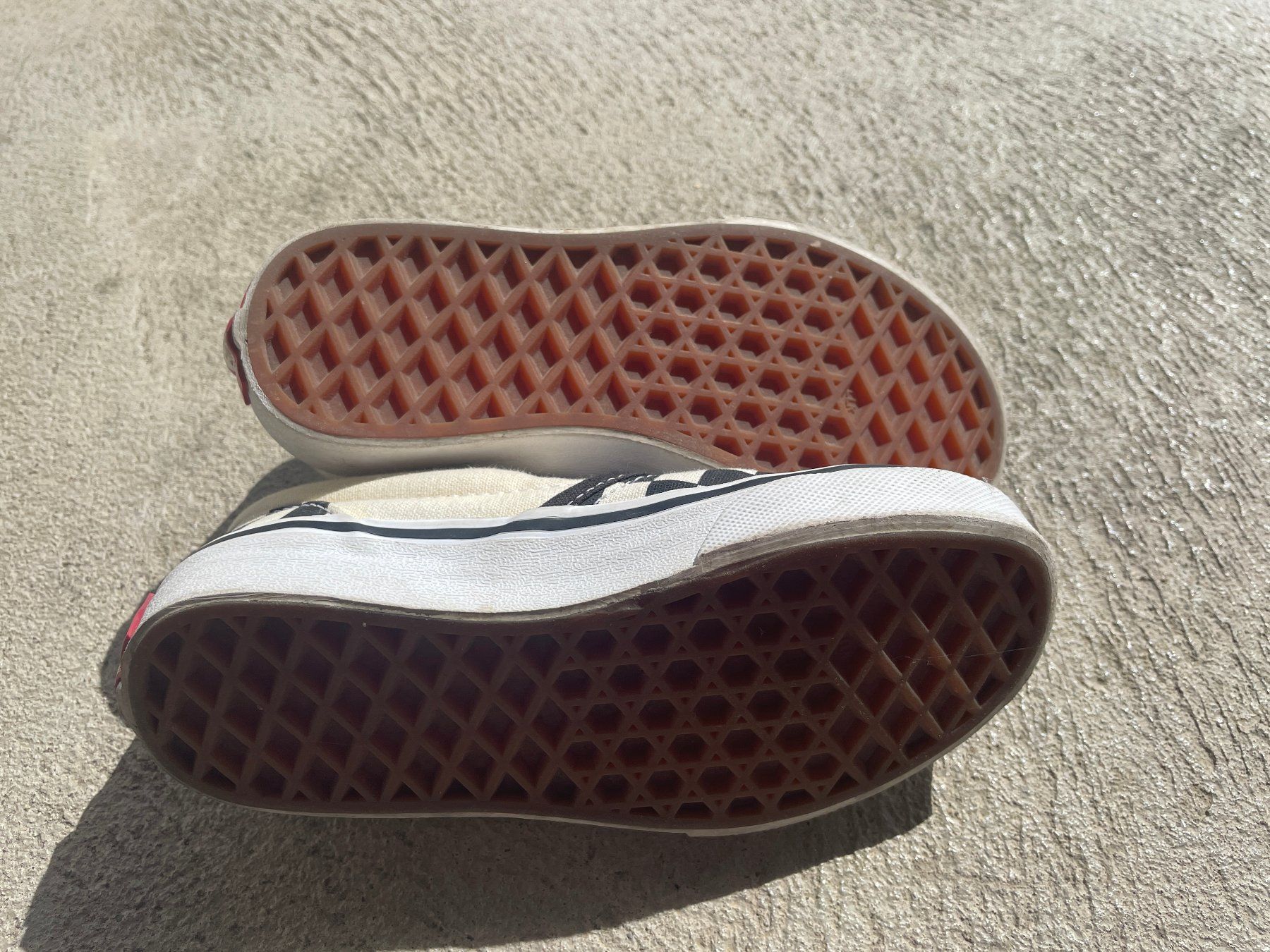 Vans Scarpe per ragazzi: Vans Classic slipper (Gr. 28) – Usato da Zürich venduto da papillon8000 3