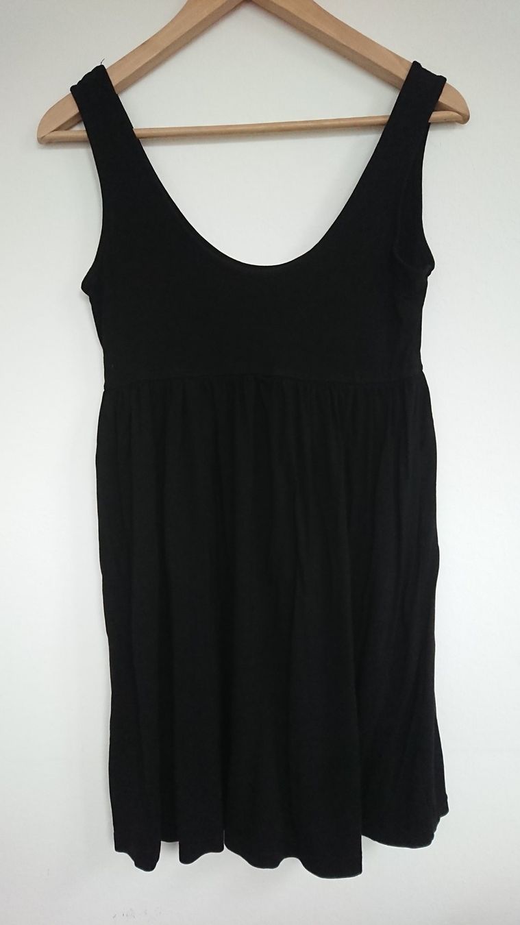 H&M Vestiti: Damen Kleid H&M Gr. M Schwarz – Usato da Hallau venduto da CHACLA 4