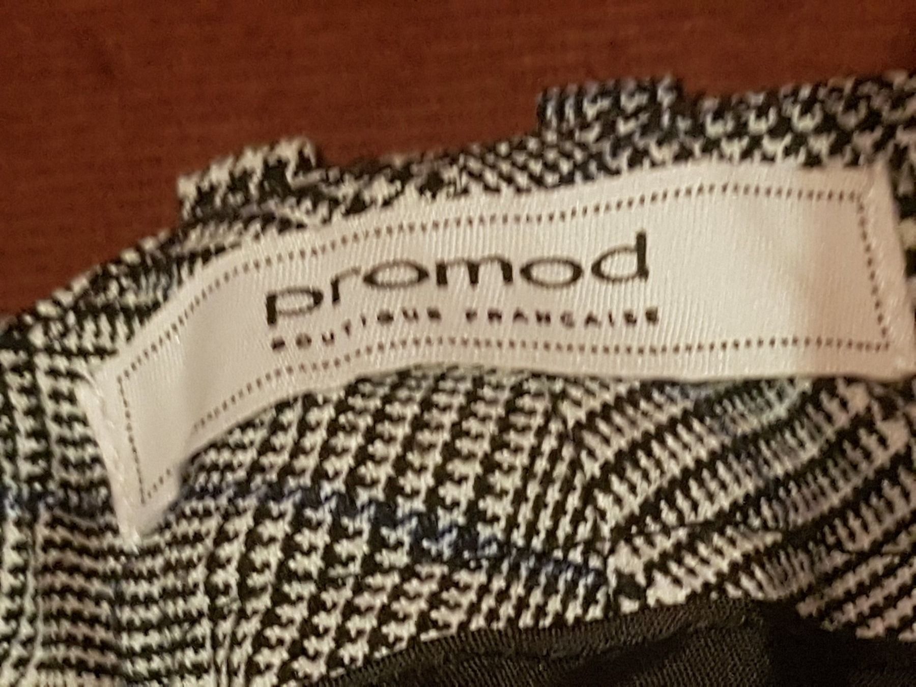 Promod Pantaloni: Pantalon taille 36 marque Promod – Usato da Villiers venduto da san_jn5w 2