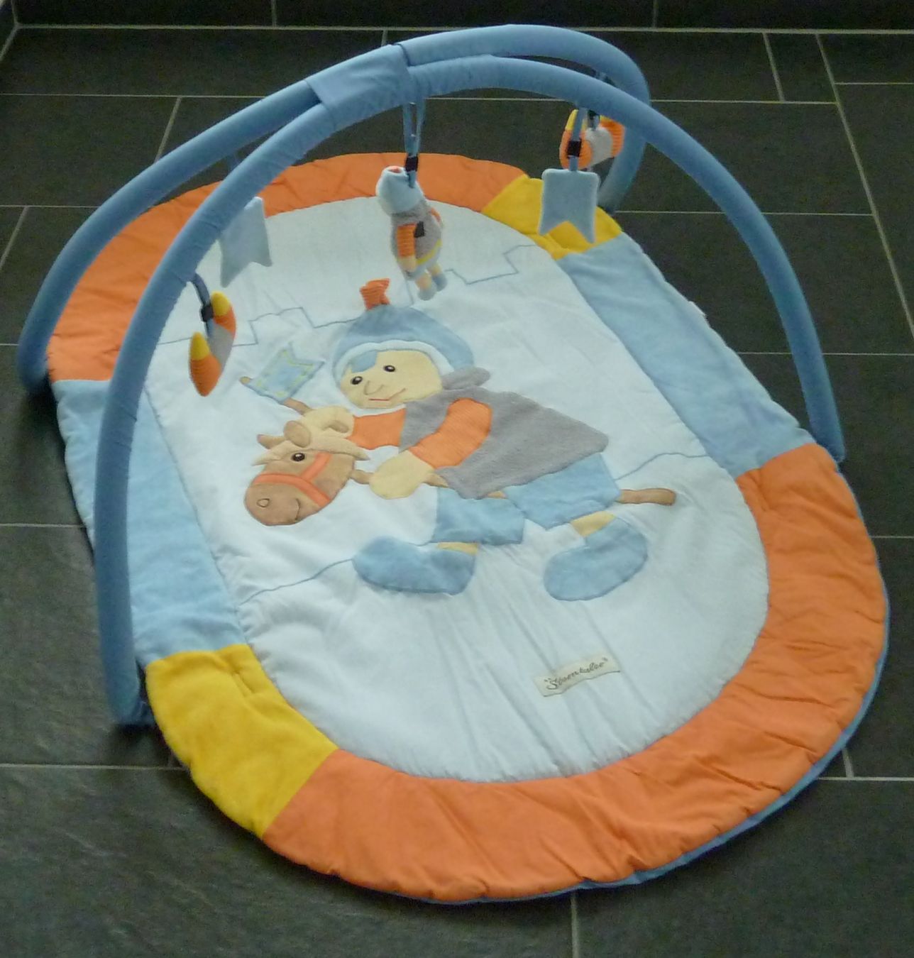 Sterntaler Tappeto da gioco: Spielbogen Ritter von Sterntaler – Usato da Wagenhausen venduto da Svema 3