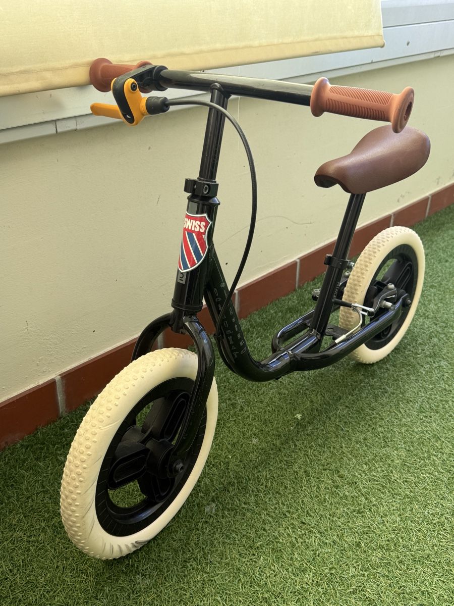 Decathlon Veicoli per bambini: Laufvelo von Decathlon – Usato da St. Gallen venduto da AsanwaChee 1