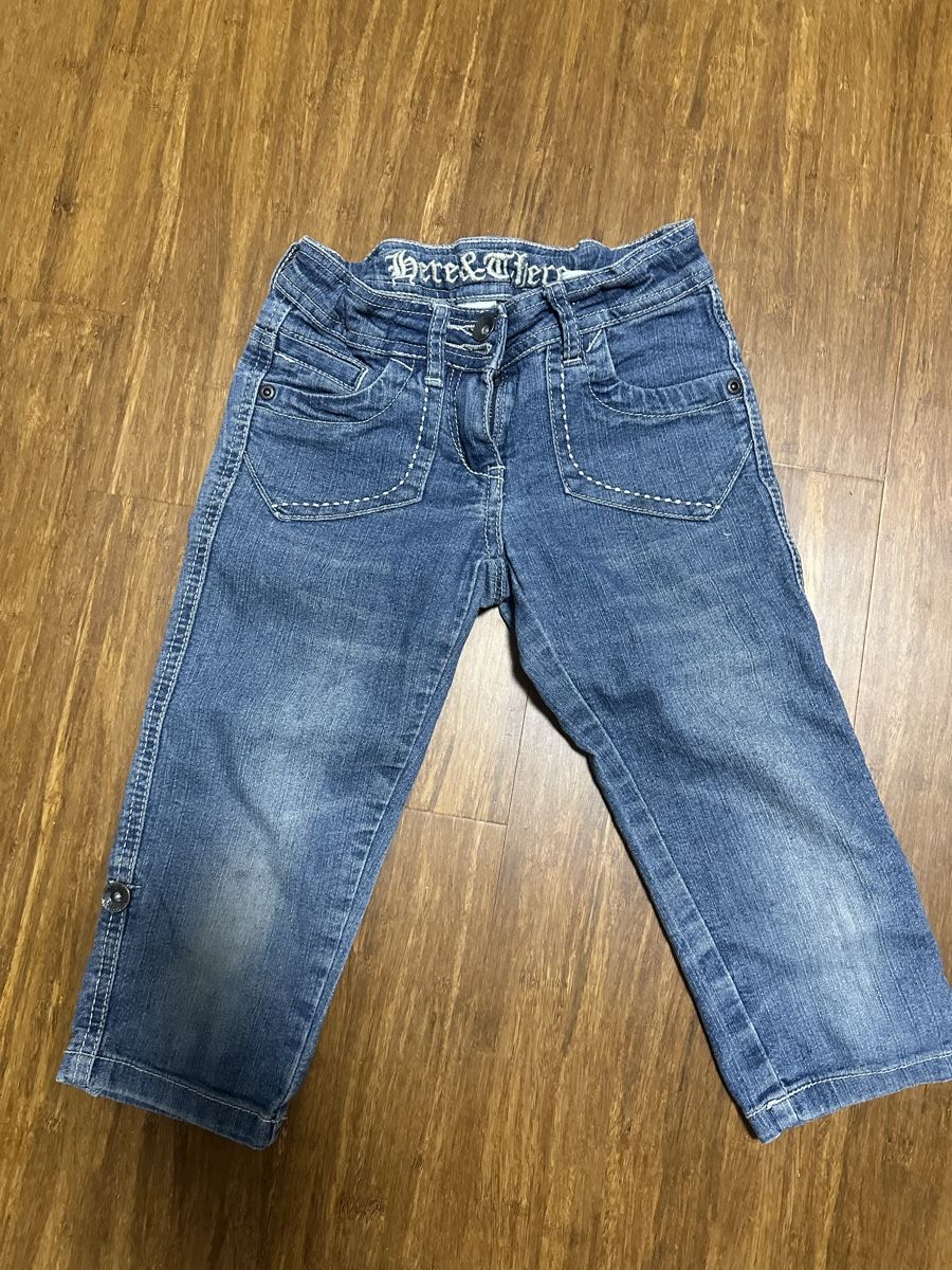 Pantaloni: Caprihose  dreiviertel Jeans Grösse 128 – Usato da Busswil venduto da billib