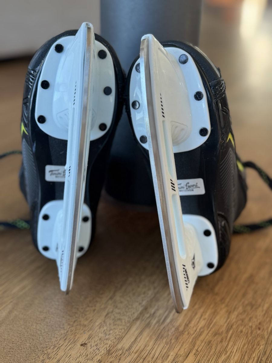 Graf Patins à glace: GRAF Supra Eishockeyschuhe Gr. 30,5 – D'occasion à Gutenswil par Zuknap 4