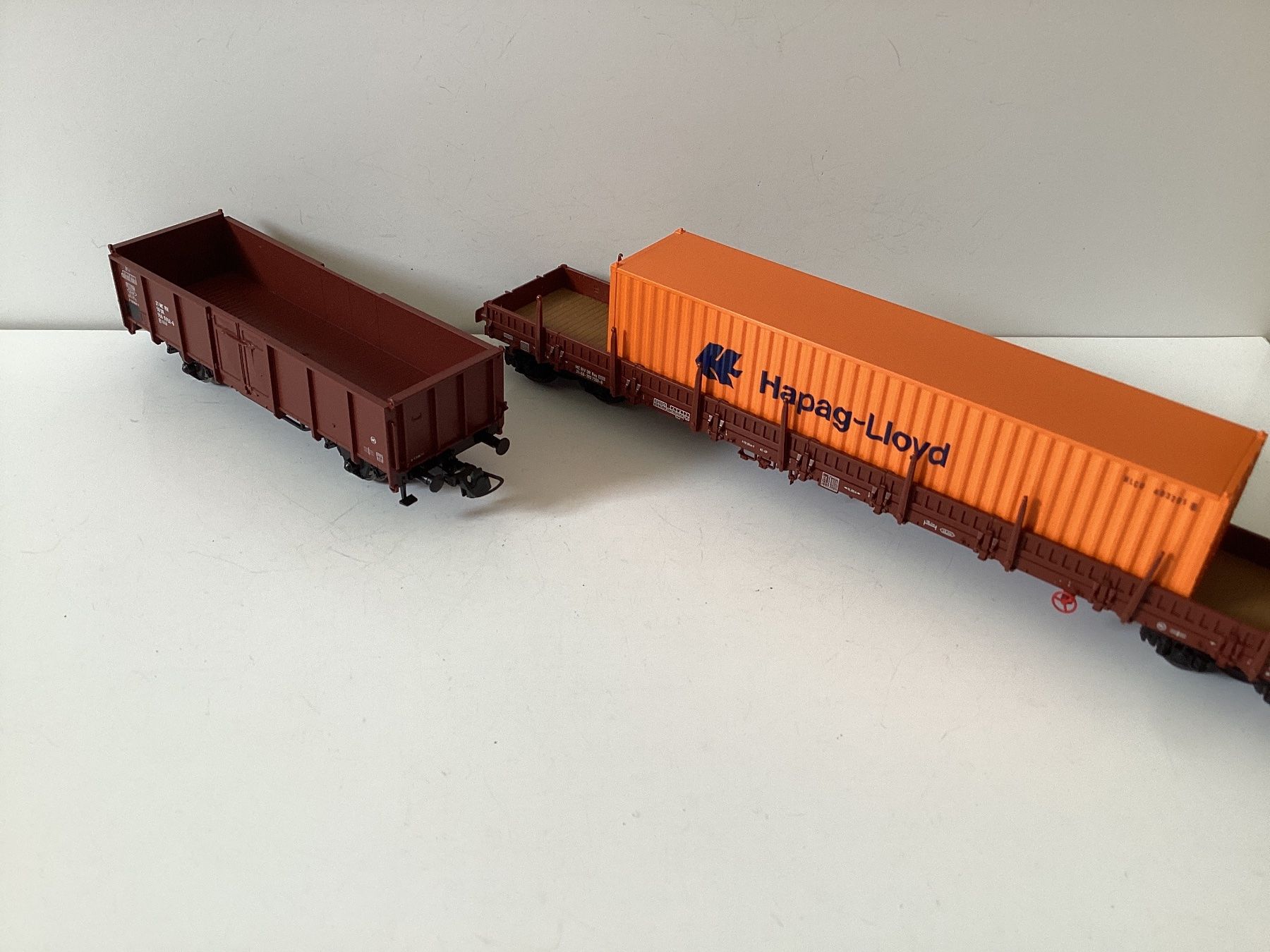 Fleischmann Modellini di ferrovie: Fleischmann Roco Güterwagen DR 1:87 H0 – Usato da Effretikon venduto da simtek_de 2