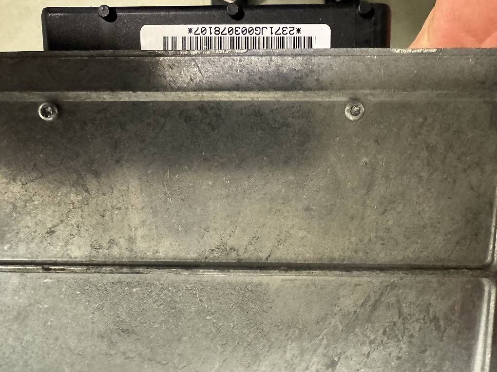 Tutti pezzi di ricambio auto: Saab 9-5 Hirsch Performance Steuergerät  – Usato da Grenchen venduto da Berti672 3
