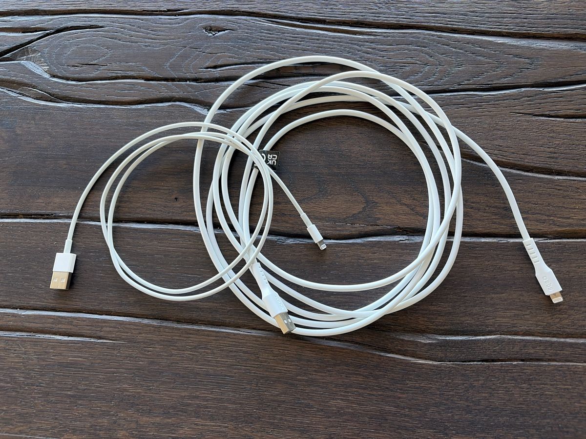 Apple Cavi: Ladekabel USB zu Lightning 1m & 3m – Usato da Trogen venduto da East-Z