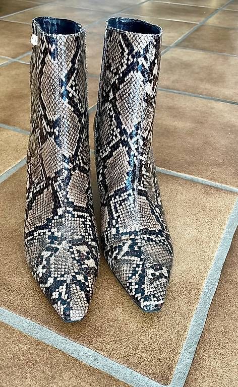 Scarpe da donna: Neue Stiefelette von Gaudi – Usato da Gerlafingen venduto da Flavia9 1