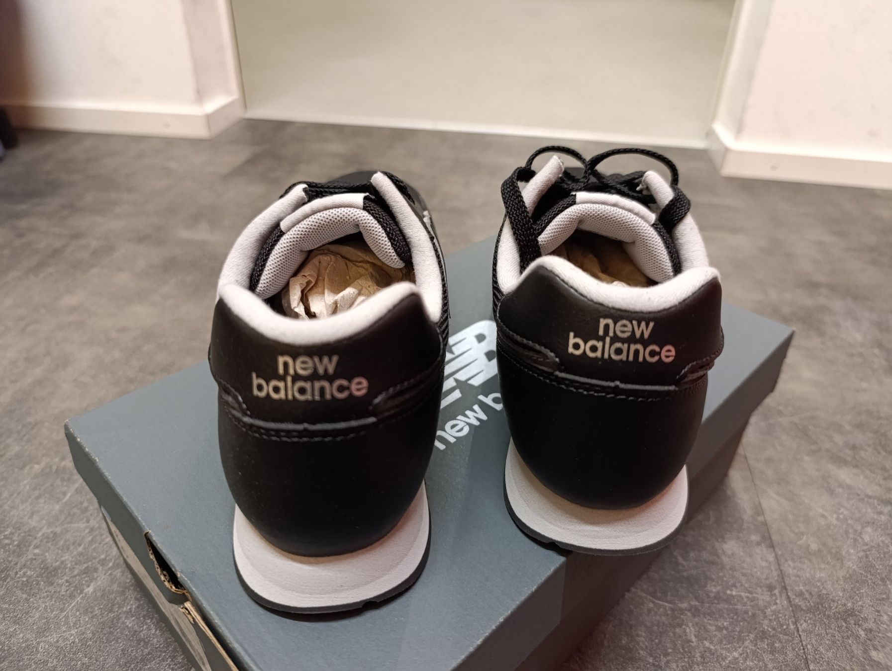 New Balance Scarpe da uomo: New Balance Sneaker ML373 – Nuovo e nell'imballaggio originale da Bern venduto da Retu1 3