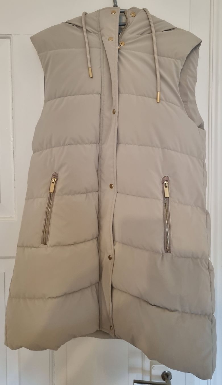 Gilet von Zara (Neu (gemäss Beschreibung)) in Luzern für CHF 40