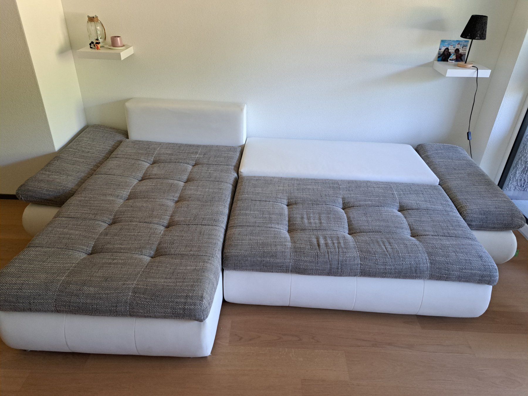 Divani: Ecksofa in Grau-Weiss, 180x180 mit Bettfunktion – Usato da Zürich venduto da dor_lvc5 3