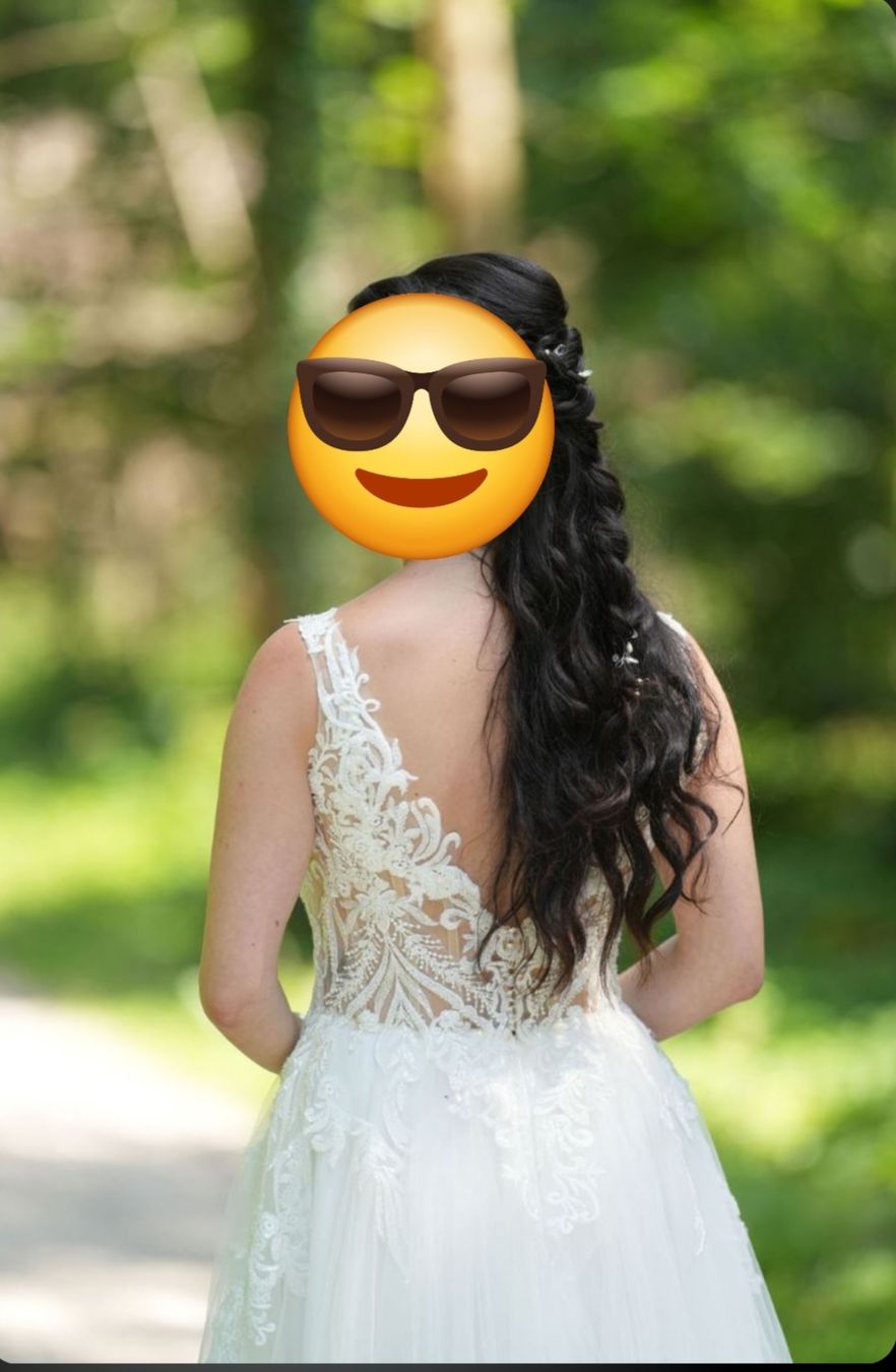 Vestiti: Brautkleid Diane Legrand – Usato da Fehraltorf venduto da Deldiluc 2