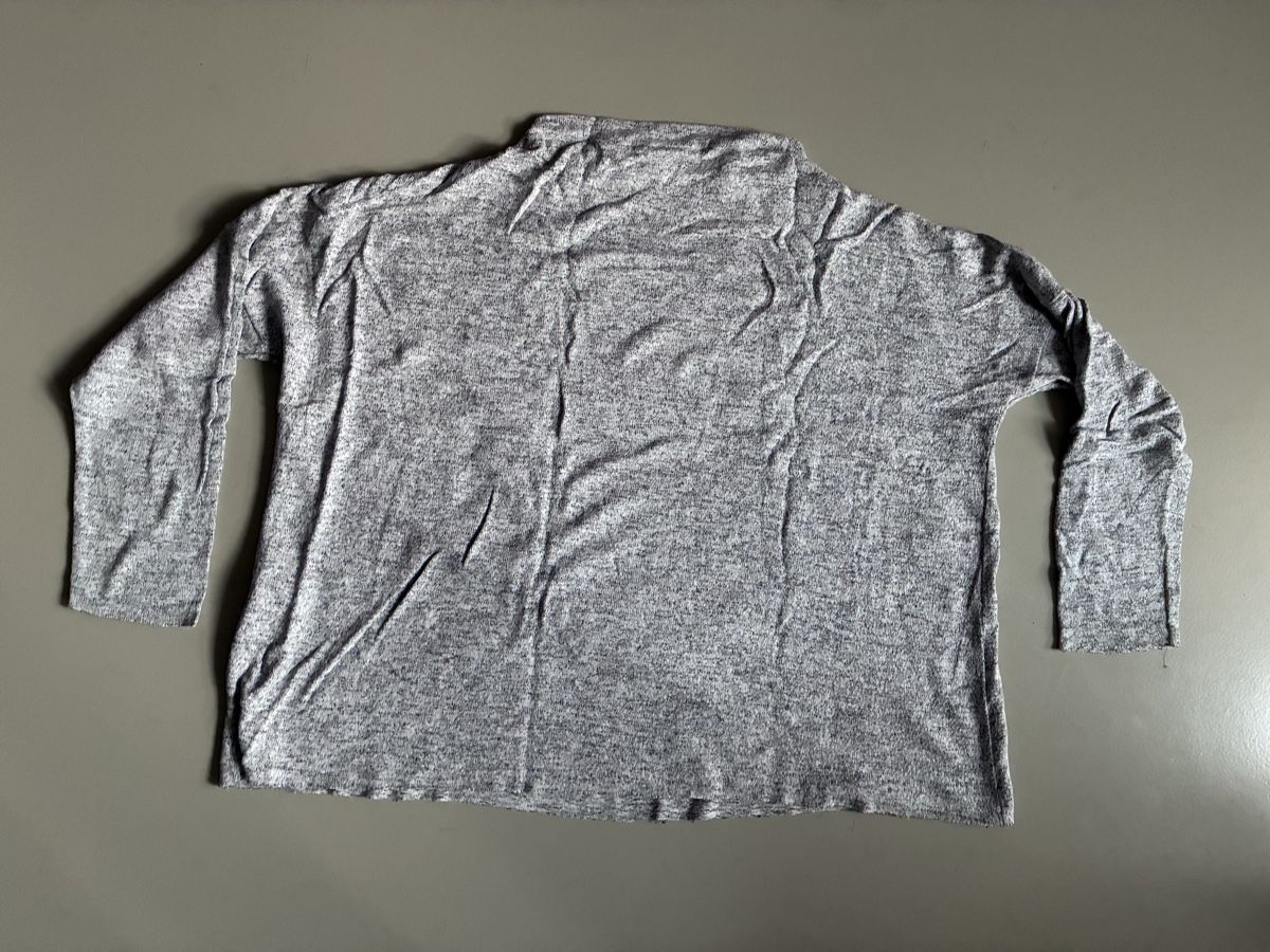 Only Maglioni & Felpe: ONLY Gray Mock Neck Top, Size M, Viscose Blend – Usato da Zürich venduto da and_bbr2 2