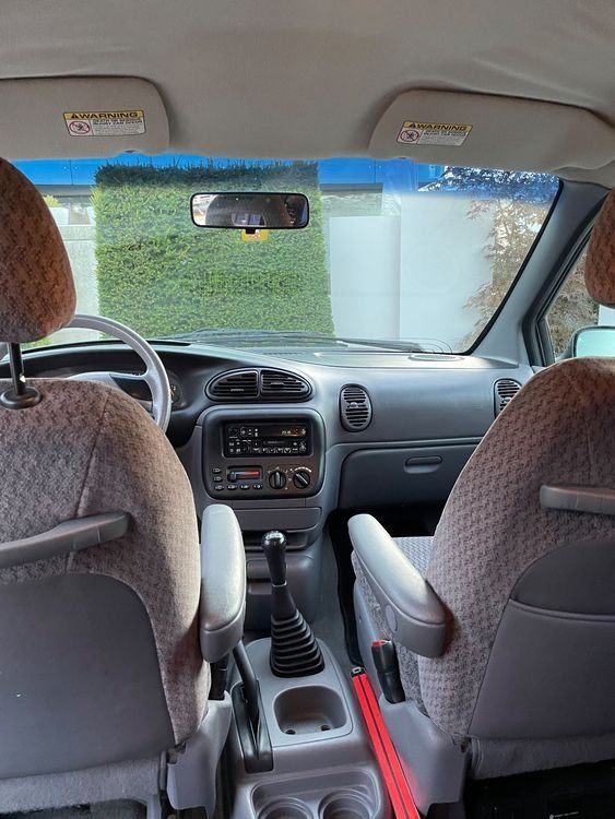 Chrysler Autos: Chrysler Voyager III fur teilen oder export ab 1.- – D'occasion à Sonceboz-Sombeval par ant_cd5j 3