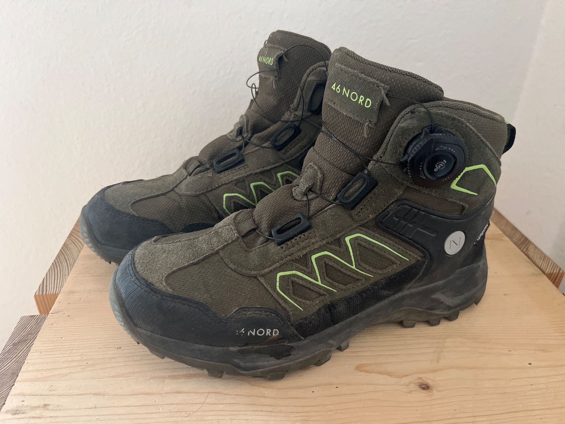 46 Nord Scarpe per ragazzi: Wanderschuhe 46 NORD Gr. 35 – Usato da Urdorf venduto da Resumasa 1