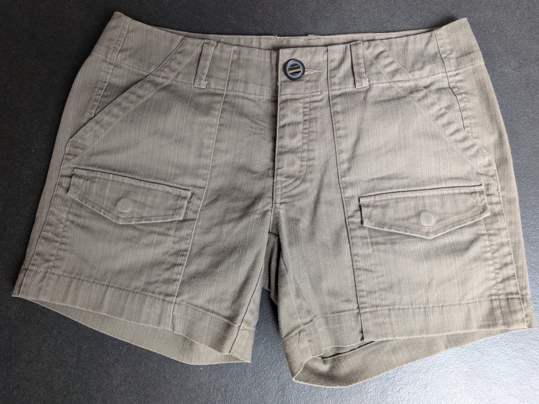 Hosen: Mountain Heard Wear Shorts – Gebraucht aus Küssnacht am Rigi von schweizerrose