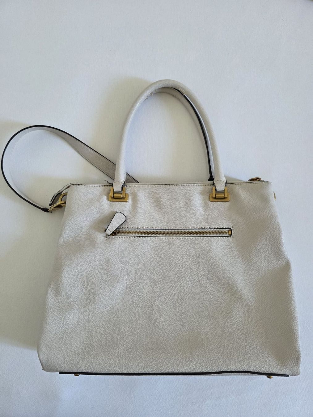 Borse da donna: Geldbörse und Handtasche Guess – Usato da Suhr venduto da MrvicaAG 1