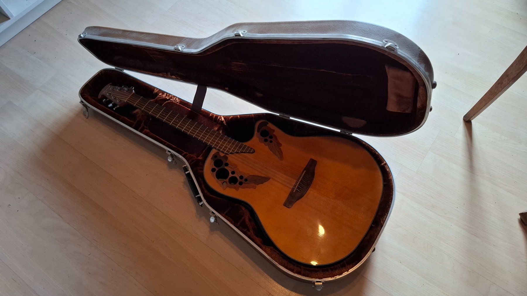 Ovation Strumenti musicali: Ovation Gitarre – Usato da Bottmingen venduto da Schreinerei_Nix_GmbH 6