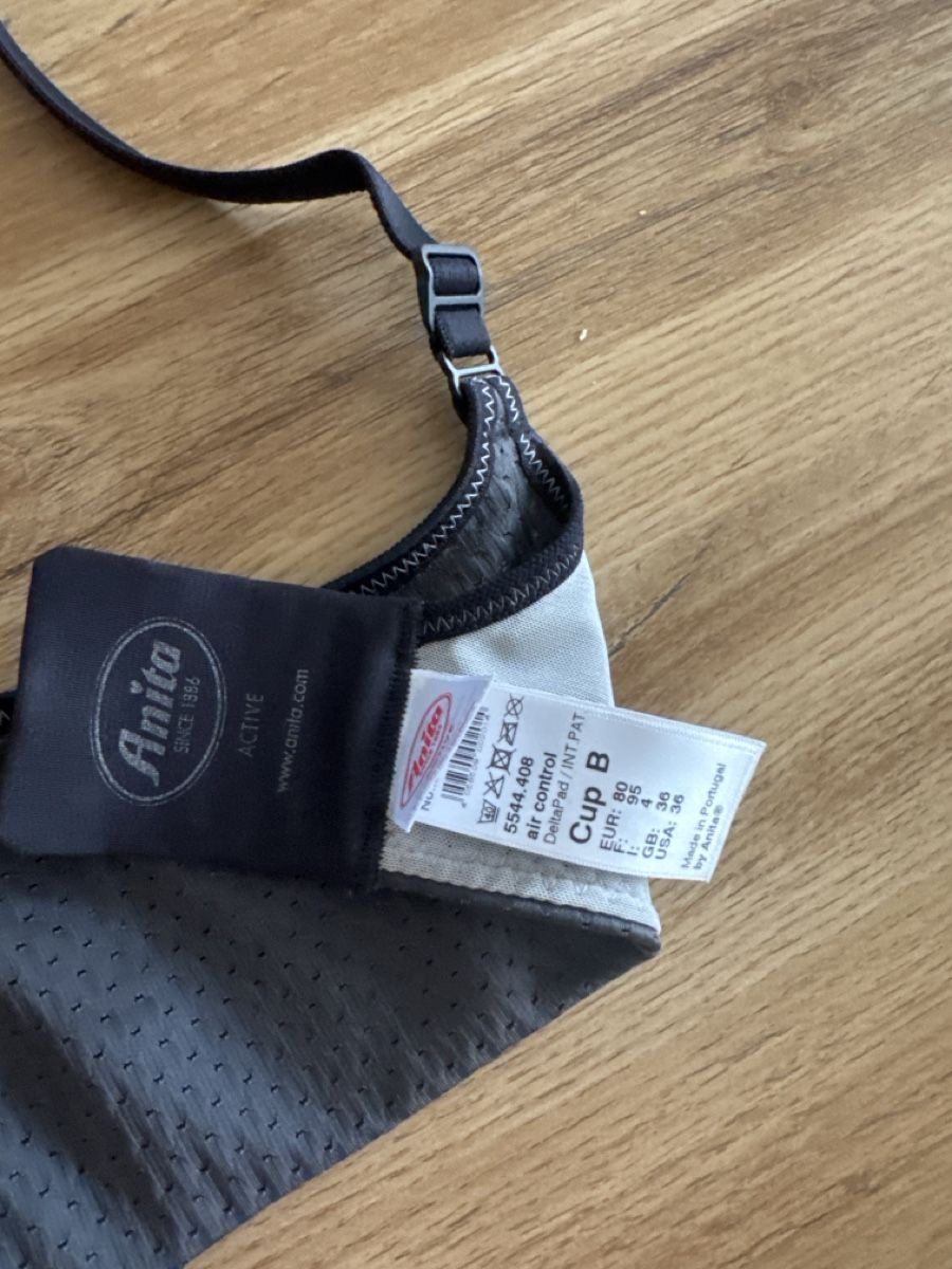 Altra biancheria intima: Sport BHs L – Usato da Hunzenschwil venduto da mila012 4