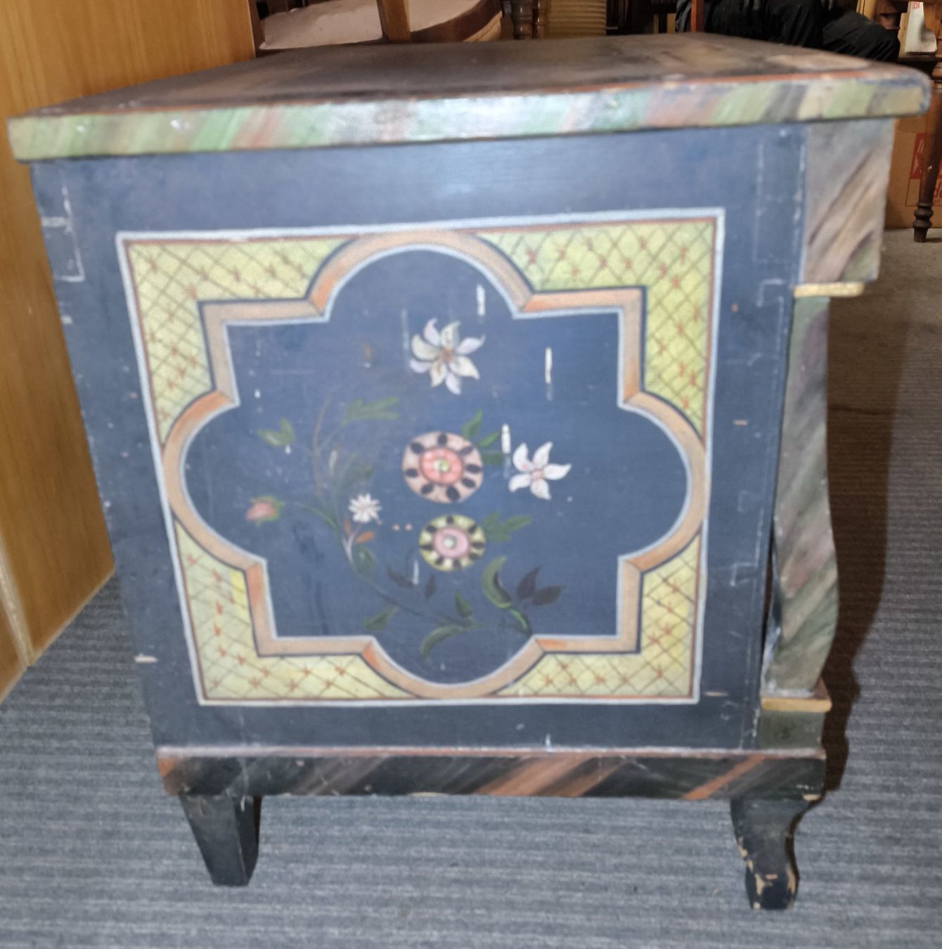 Cassapanche: Biedermeier Truhe ca. 1820 Ja. – Usato da Rorschacherberg venduto da snOOpydOg11 1