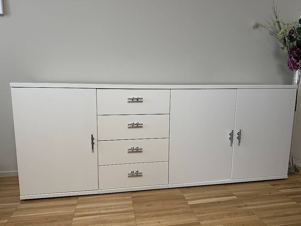 Cassettiere: Sideboard weiss – Usato da Wünnewil venduto da Kitty76