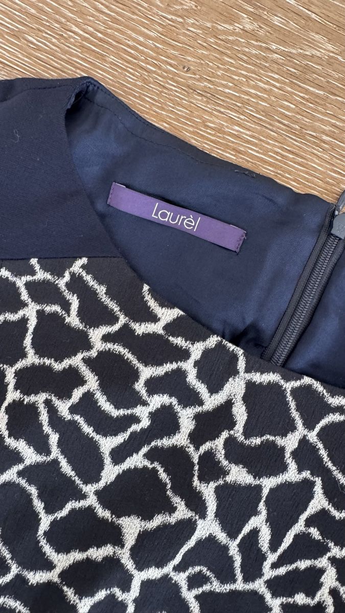 Vestiti: Abito Laurel, elegante e confortevole. Taglia 40. – Usato da Corseaux venduto da zetajones01 3