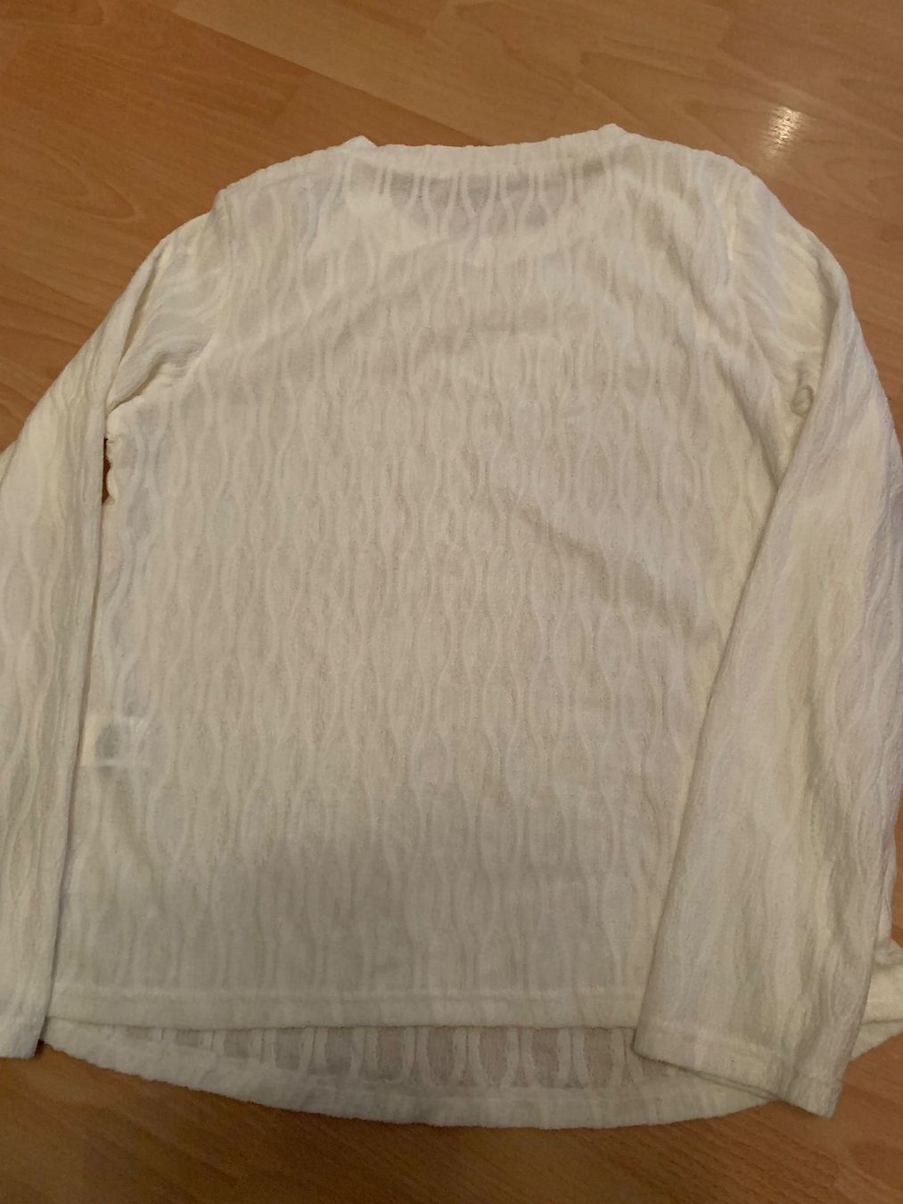 Shein Top: Joli pull Shein t. L – Usato da MEYRIN venduto da Gwendo10 1