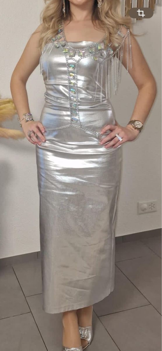 Zara Vestiti: zara metallic kleid – Usato da Wohlen AG venduto da arb_v2yk