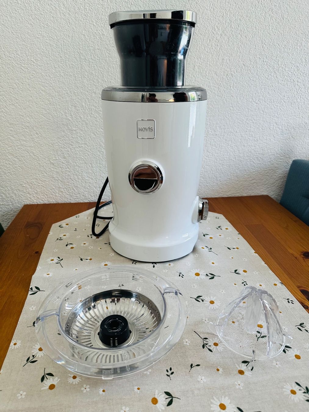 Novis Küchengeräte: Novis Vita Juicer Entsafter – Gebraucht aus Kirchberg SG von tika 2
