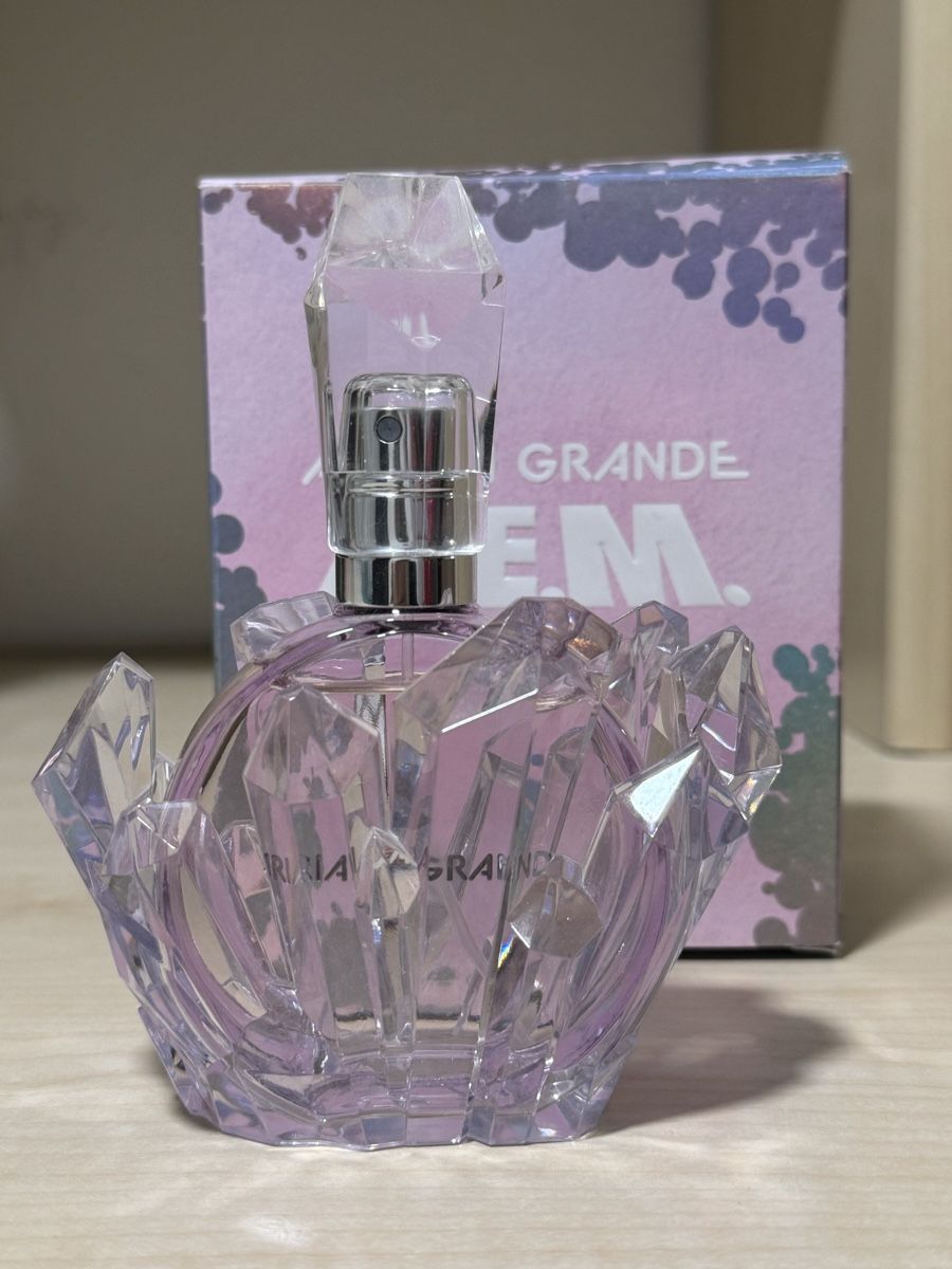Profumi & Eau de Toilette: Ariana Grande R.E.M – Nuovo (secondo la descrizione) da Benglen venduto da Shamily