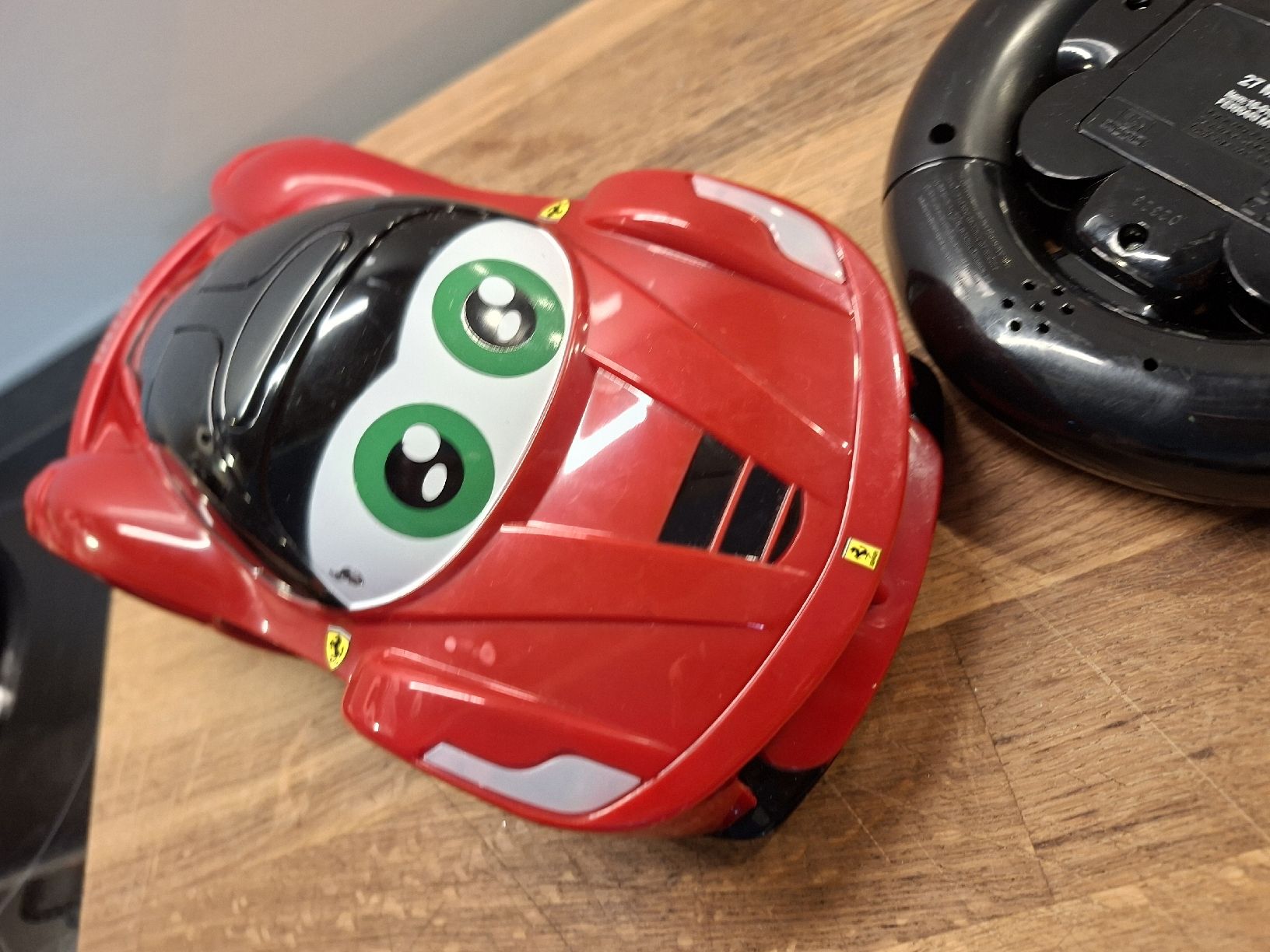 Jouets: BB Junior Ferrari Ferngesteuert – D'occasion à Meinisberg par Destiny1972 5