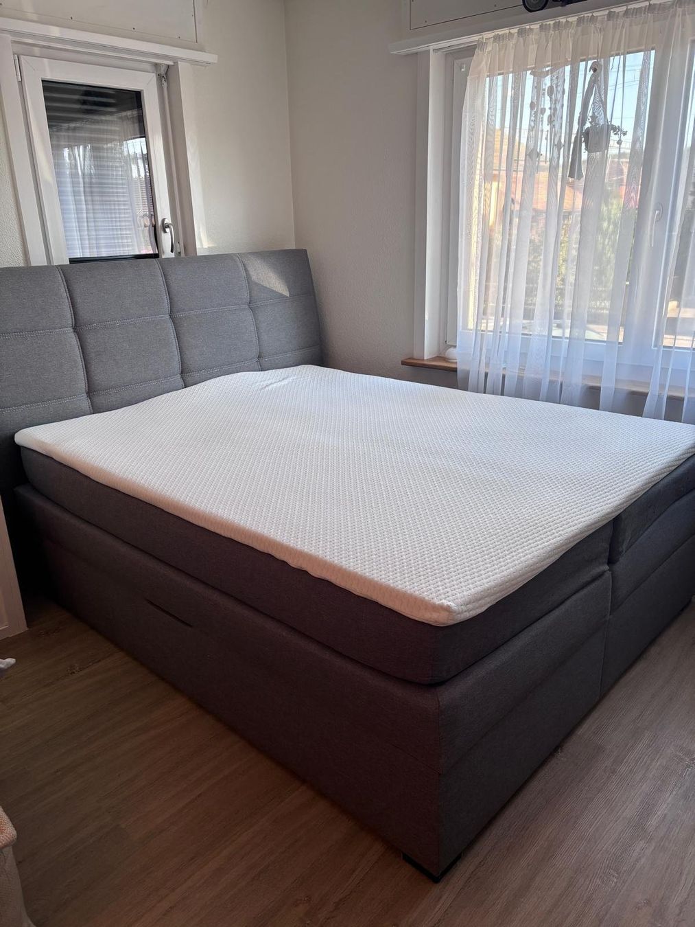 Lits: Boxspringbett – D'occasion à Rothrist par Codalu