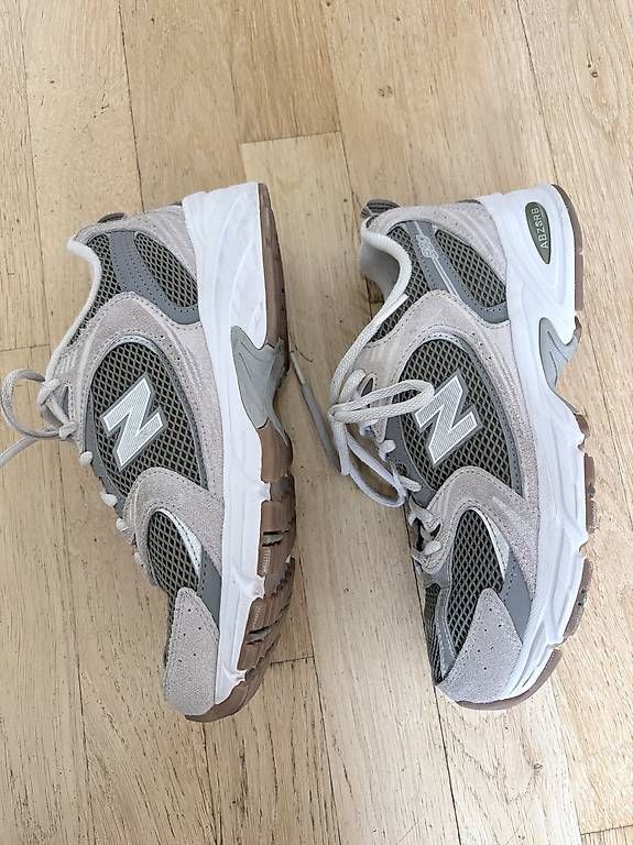 New Balance Damenschuhe: New Balance Sneakers – Gebraucht aus Basel von ale_vrd5 1