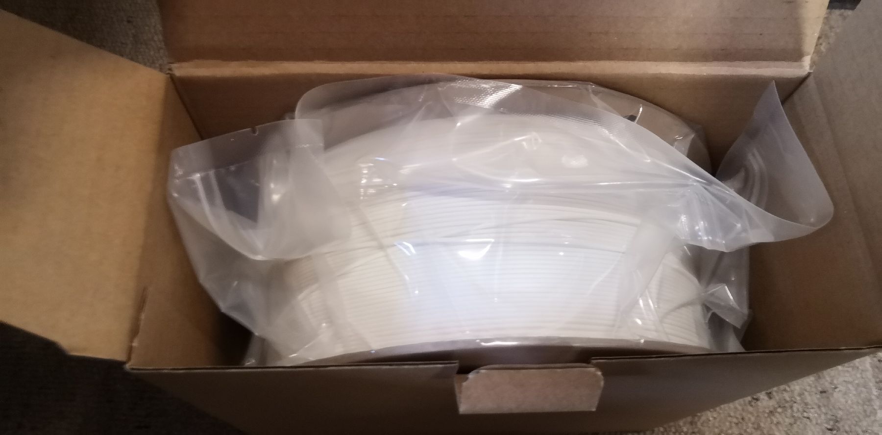 Filamento: 3D-Druck Filament Weiss PLA 2,5kg – Nuovo e nell'imballaggio originale da Lungern venduto da SpideyPrince 1