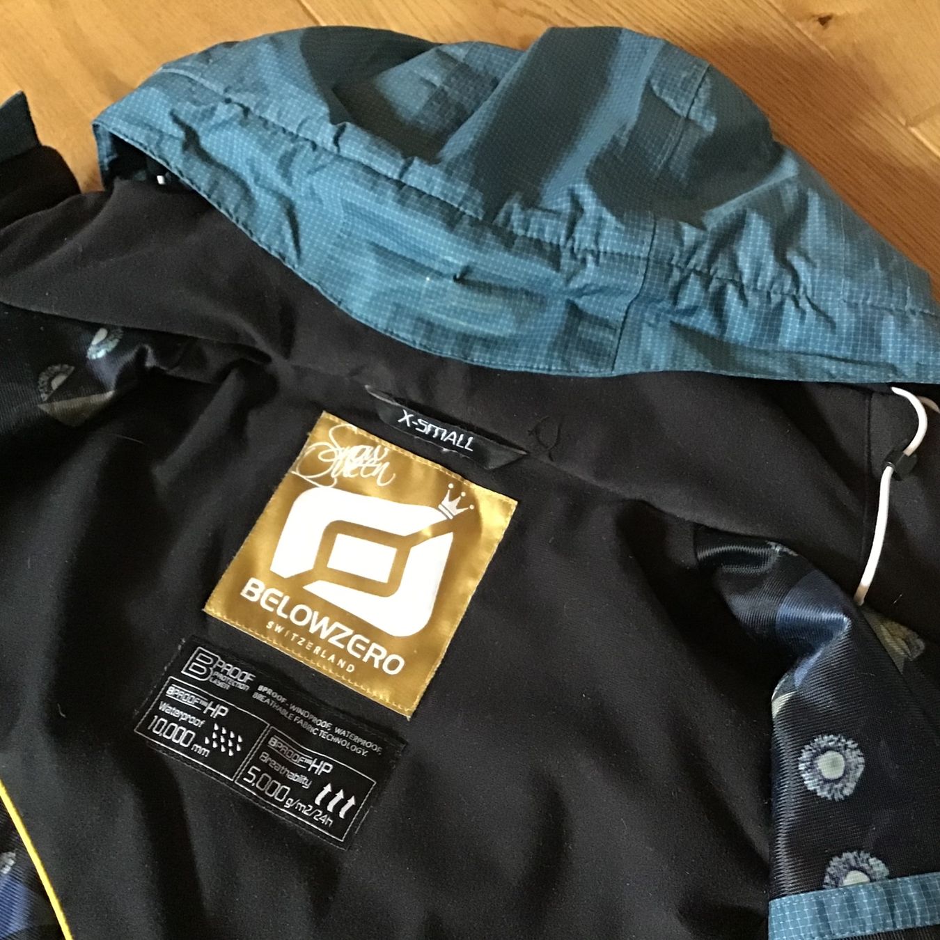 Vestes: Below Zero Skijacke, Gr. XS – D'occasion à Rotkreuz par GerberaSpider08 3