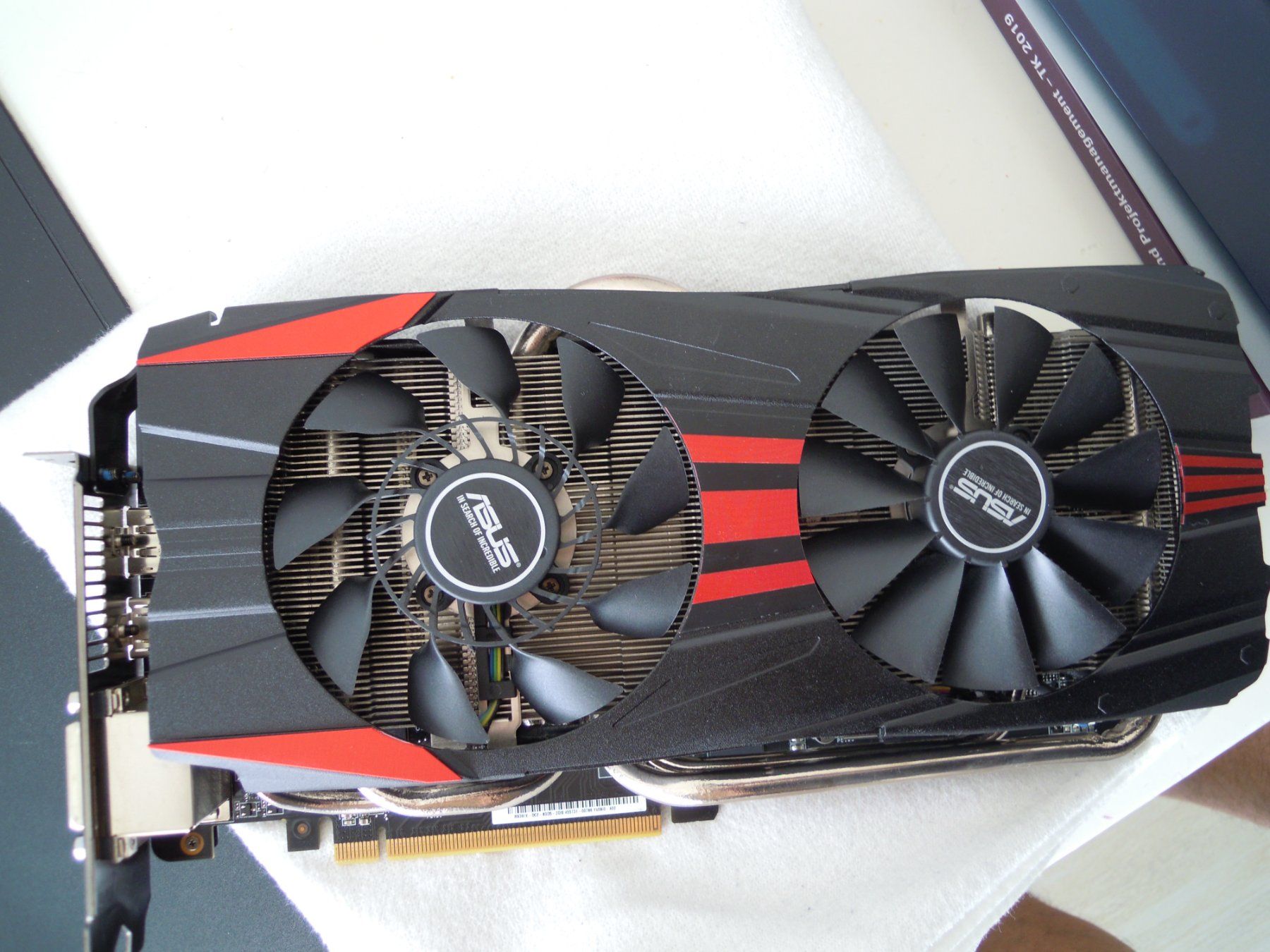 Asus Schede grafiche: ASUS R9 390X - DC2- 8GD5 – Usato da Laupersdorf venduto da Naras 2