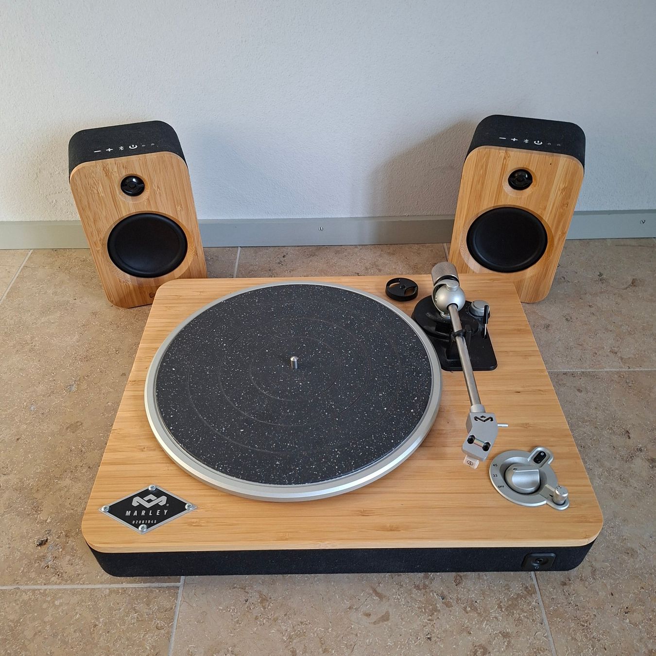 House of Marley Plattenspieler: Marley Plattenspieler mit Boxen – Gebraucht aus Zürich von AronM