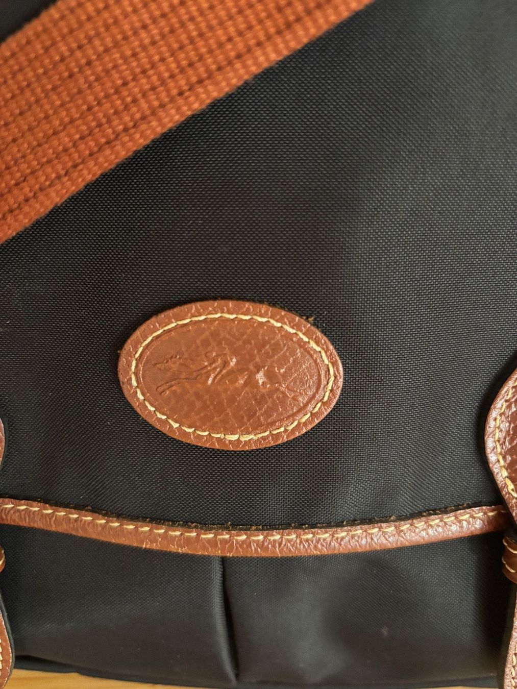Longchamp Sacs femmes: Longchamp Schultertasche – D'occasion à Schönried par habakuk08 4