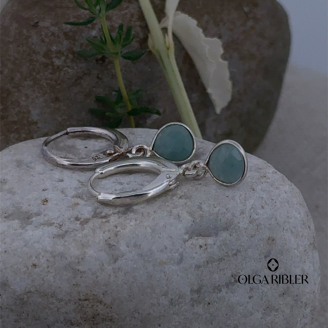 Olga Ribler Orecchini pendenti & Orecchini a lobo: Sterling Silber 925 Creolen mit Amazonite – Nuovo (secondo la descrizione) da Luzern venduto da Schmuckoutlet