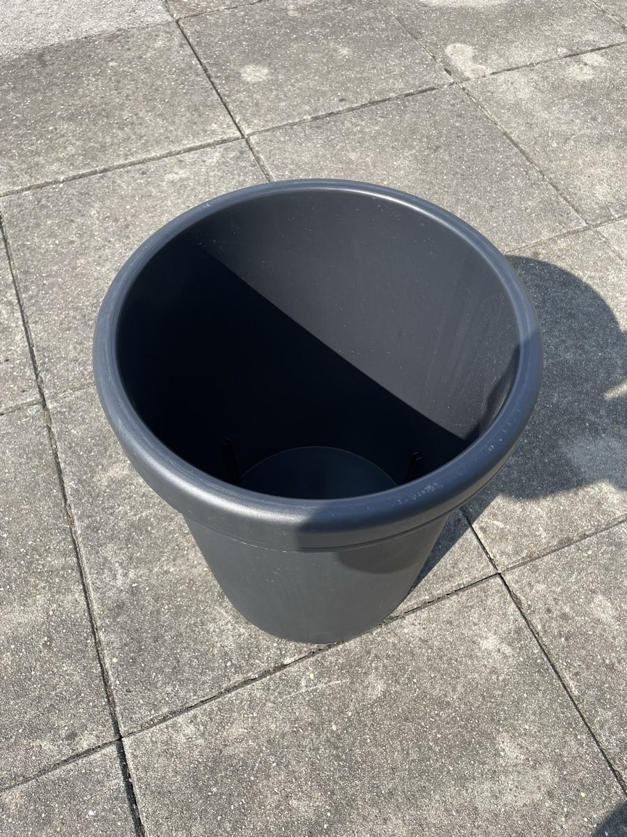 Altro per la casa: Rotho Kübel 30 Liter – Usato da Rotkreuz venduto da chr_z8q8