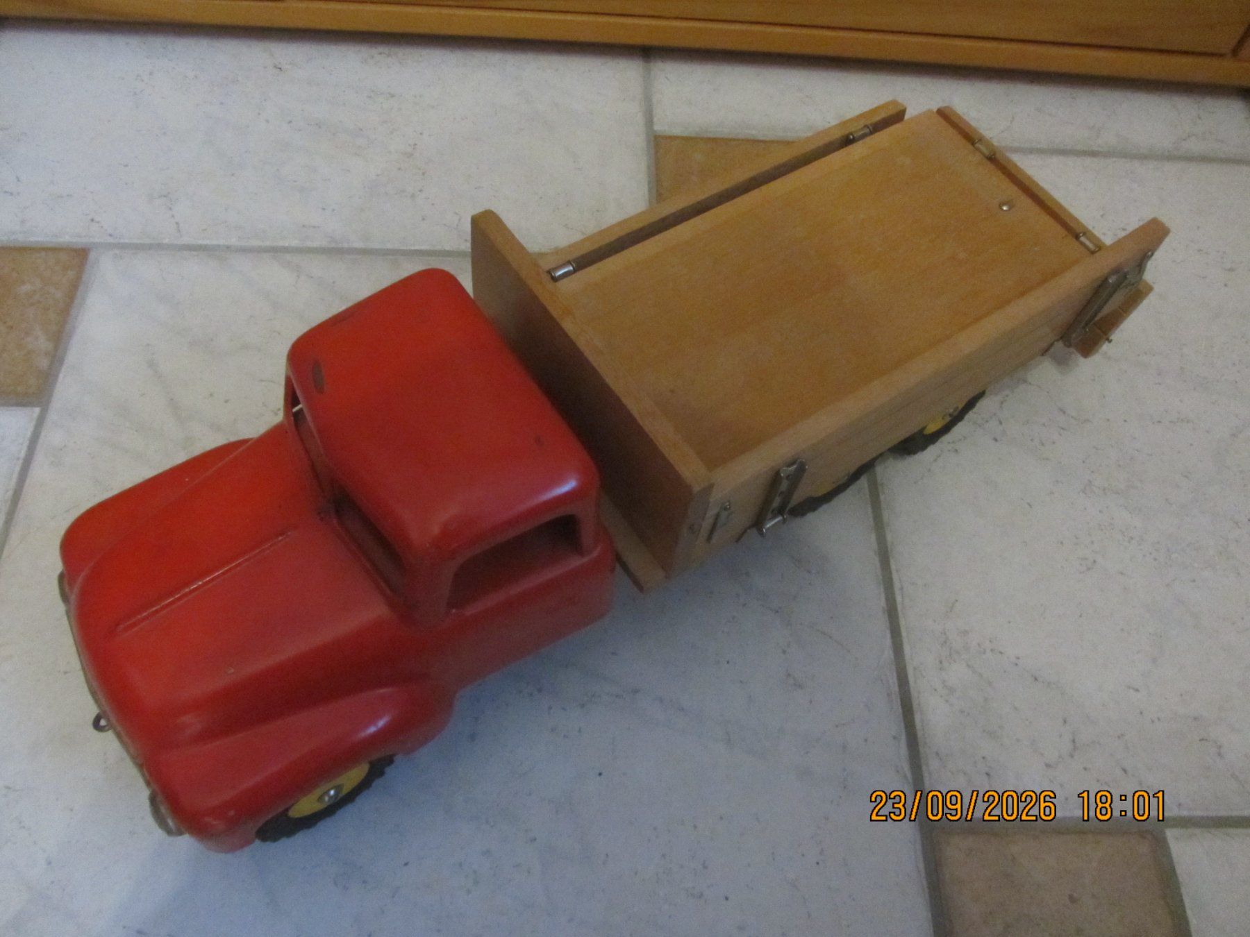 Giocattoli: Veith Blech-Holz-Lastwagen – Usato da Kirchberg BE venduto da sonne88 1