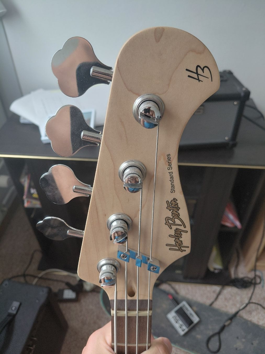 Harley Benton Strumenti musicali: Superbe basse électrique 4 cordes Sunburst – Nuovo (secondo la descrizione) da Gland venduto da fio_nyd7 1
