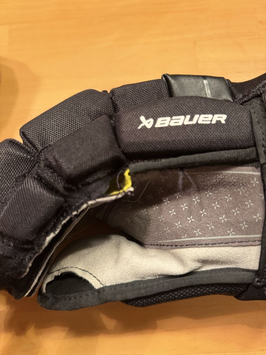 Bauer Handschuhe & Handstulpen: Bauer Supreme M3 Eishockeyhandschuhe – Gebraucht aus Berikon von RoyM 3