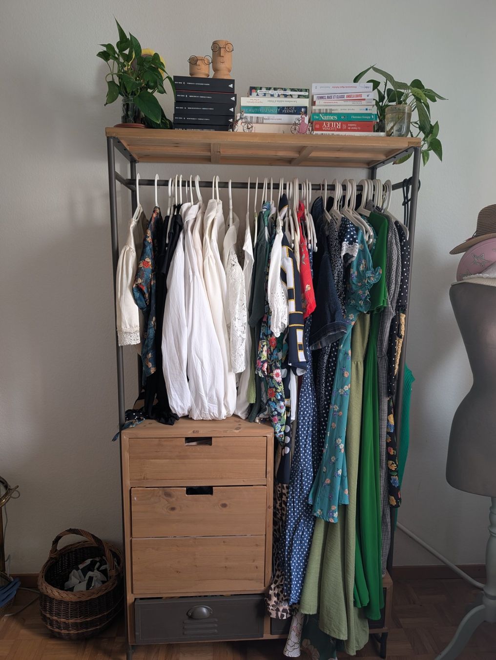 Maisons du monde Guardaroba: Dressing / Portant / Armoire ouverte – Usato da Lausanne venduto da lea_gg2m 1